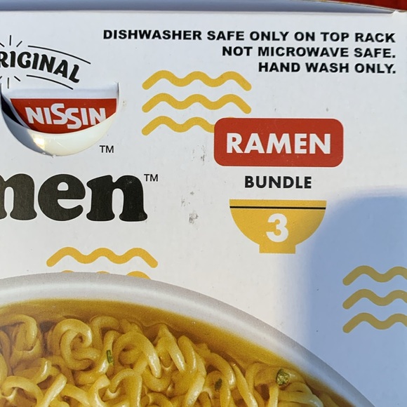 Top Ramen 3 piece bundle set (Bowl, Spoon, Chopsticks) and 1 pair crew sock. NEW - Picture 5 of 7